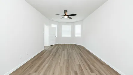 builders/5f1c7c15-1a30-4cec-824b-d95c4dbe2d2b/bdx/aHR0cHM6Ly9hc3NldHMubGl2ZWxlZ2VuZGhvbWVzLmNvbS9sZWdlbmQtY21zLXByb2QtYXNzZXRzL2ltYWdlLzE3ODc2NzMxMzI0MTQuanBn.jpg