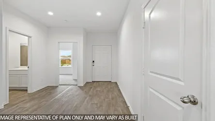 builders/67b9f3b3-3891-4ae1-b7d6-60ce7840e673/communities/6ff99041-7182-4226-ada0-05bd0ecfd653/homes/efdd7a97-0e50-42d1-97b7-6b49cc0ed688/34cf1387-2037-45e4-8bd2-214ea42d55ce-415_Blanco_Lane_2.jpeg