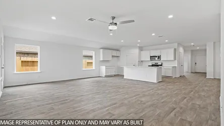 builders/67b9f3b3-3891-4ae1-b7d6-60ce7840e673/communities/6ff99041-7182-4226-ada0-05bd0ecfd653/homes/efdd7a97-0e50-42d1-97b7-6b49cc0ed688/36d44883-8781-4829-8949-39abee43e07d-415_Blanco_Lane_3.jpeg