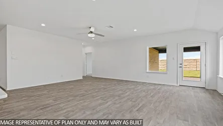 builders/67b9f3b3-3891-4ae1-b7d6-60ce7840e673/communities/6ff99041-7182-4226-ada0-05bd0ecfd653/homes/efdd7a97-0e50-42d1-97b7-6b49cc0ed688/e355082e-7523-4e2e-8e67-e34aead6f128-415_Blanco_Lane_5.jpeg