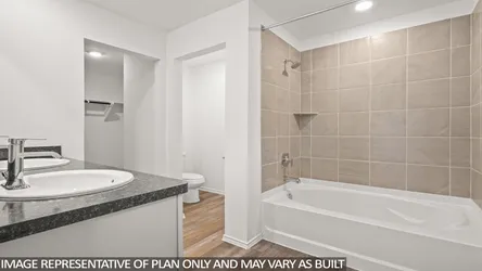 builders/67b9f3b3-3891-4ae1-b7d6-60ce7840e673/communities/84a32d0a-f263-4ada-9416-0f1687cc3e6e/homes/2832e049-0c8b-4c8f-8df2-3272397ba101/e0574396-a505-4f35-af7d-fde6ee461588-6030_Diamond_Vista_Ct_17.jpg