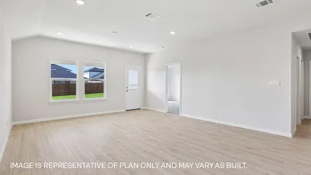 builders/67b9f3b3-3891-4ae1-b7d6-60ce7840e673/communities/96f849f3-42ca-4293-a29a-f7b162dc4b7c/homes/34bfdac9-b0f8-4369-97c6-6fc42c8e478f/56c991df-c88e-41e5-9682-92f5db5c9910-6_125_Southridge_Trail_X40E_Elgin_H_Living.jpg