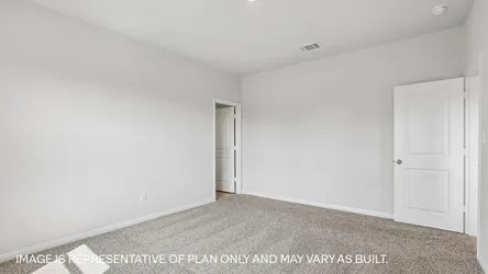 builders/67b9f3b3-3891-4ae1-b7d6-60ce7840e673/communities/96f849f3-42ca-4293-a29a-f7b162dc4b7c/homes/34bfdac9-b0f8-4369-97c6-6fc42c8e478f/6229eb7c-6bab-412e-b896-429bb240f373-26_125_Southridge_Trail_X40E_Elgin_H_Bed_1.jpg