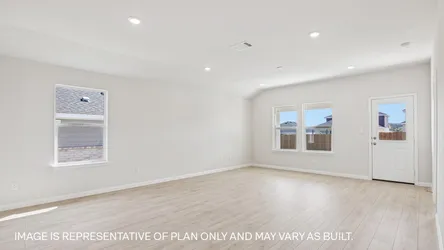 builders/67b9f3b3-3891-4ae1-b7d6-60ce7840e673/communities/96f849f3-42ca-4293-a29a-f7b162dc4b7c/homes/34bfdac9-b0f8-4369-97c6-6fc42c8e478f/81a34e7d-5418-4073-809b-b3b9695f087b-9_125_Southridge_Trail_X40E_Elgin_H_Living.jpg