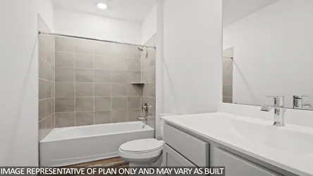 builders/67b9f3b3-3891-4ae1-b7d6-60ce7840e673/communities/ab59b46c-69fa-452e-b644-114282f0e406/homes/2a2b28af-fa8f-4a98-ad4e-ec23aad7692d/95b8dbee-bd8f-4de5-b7ed-1fca80713d3f-17803_Winfall_Dr_Crosby_77532_13.jpg