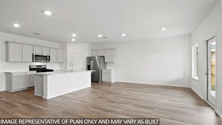builders/67b9f3b3-3891-4ae1-b7d6-60ce7840e673/communities/ab59b46c-69fa-452e-b644-114282f0e406/homes/2a2b28af-fa8f-4a98-ad4e-ec23aad7692d/97b081fb-4c88-4cd2-b502-8da3073084a1-17803_Winfall_Dr_Crosby_77532_6.jpg