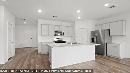 builders/67b9f3b3-3891-4ae1-b7d6-60ce7840e673/communities/ab59b46c-69fa-452e-b644-114282f0e406/homes/2a2b28af-fa8f-4a98-ad4e-ec23aad7692d/f133b801-e68b-436e-942e-6ea03054127f-17803_Winfall_Dr_Crosby_77532_7.jpg