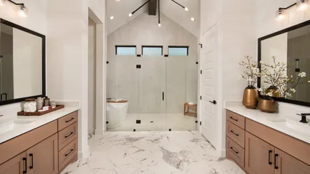 builders/becd3793-19d8-4421-a036-cf9d7a21c69f/bdx/aHR0cHM6Ly9yZXMuY2xvdWRpbmFyeS5jb20vcGVycnlob21lcy9pbWFnZS91cGxvYWQvY19saW1pdCx3XzE2MDAvZl9hdXRvLHFfYXV0by92MTc3ODE4Nzk1MS8yNDBCZXJyeXdvb2RMYW5lLTExX2Z3eDBmbi5qcGc=.jpg